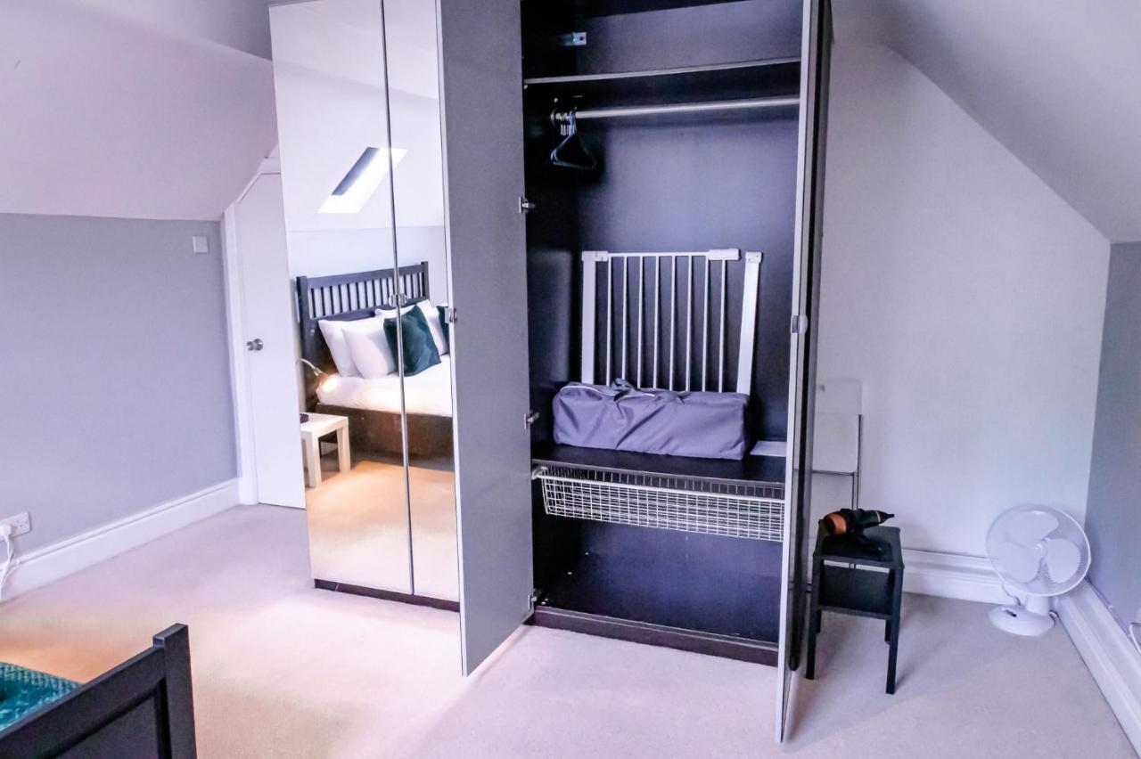 Lord Street - 2 Beautiful Apartments - Sleep Up To 14 Guests - By Rework Accommodation 체스터 외부 사진